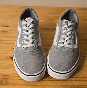 Vans women's Gray Canvas Sneakers